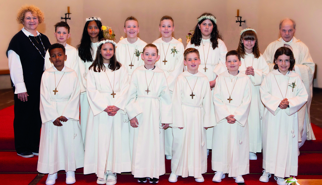 Strahlende Gesichter nach der feierlichen Messe