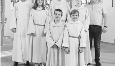 Ministranten aufgenommen und verabschiedet