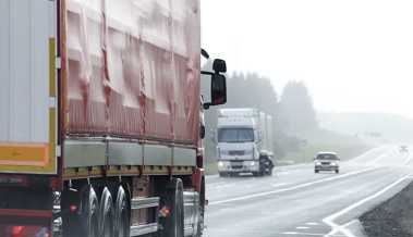 Kritische Winterbedingungen: Eisgefahr im Strassenverkehr