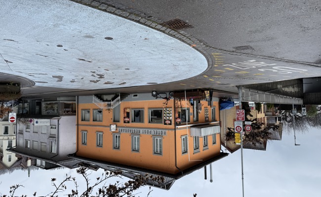 «Das Velo hat keinen Vortritt»: Warum die verwirrende Kurve trotz Ziegeleiweg-Ausbau so bleibt