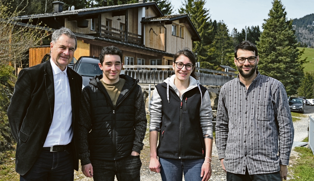 Neue Wirtsleute für die Wirtschaften der Ortsgemeinde und ein weiterer Ehrenbürger