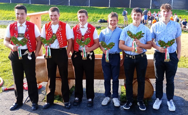 Sechs Doppelzweige für den Schwingklub Mittelrheintal