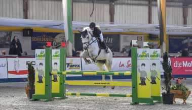 Hallenspringen startet bereits am Mittwoch, Fortsetzung am Freitag