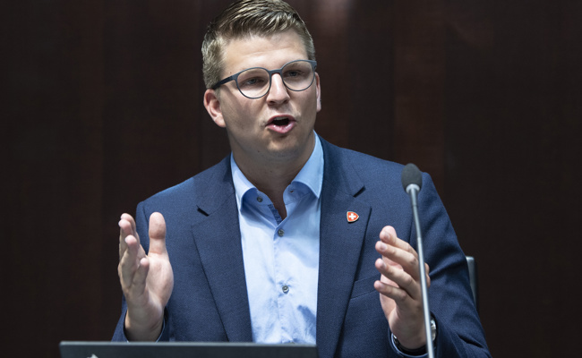 «Schluss mit Kuscheljustiz und Gefängnisluxus»: SVP-Nationalrat Mike Egger fordert härtere Strafen