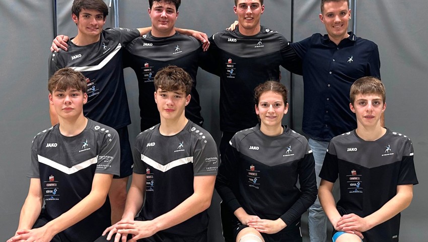 Die zweite Mannschaft des RCOG mit Co-Präsident Robin Spiess (hinten rechts).