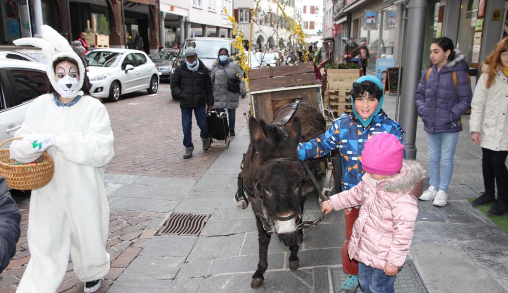 Die Osteraktion des Verkehrsvereins freute die Passanten.