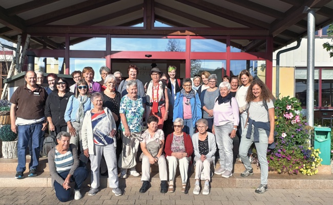 Frauenvereine auf Erkundungstour in Heiligenkreuz und Isny