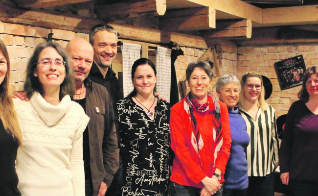 River Island Country Dancers tanzen an der Mitgliederversammlung