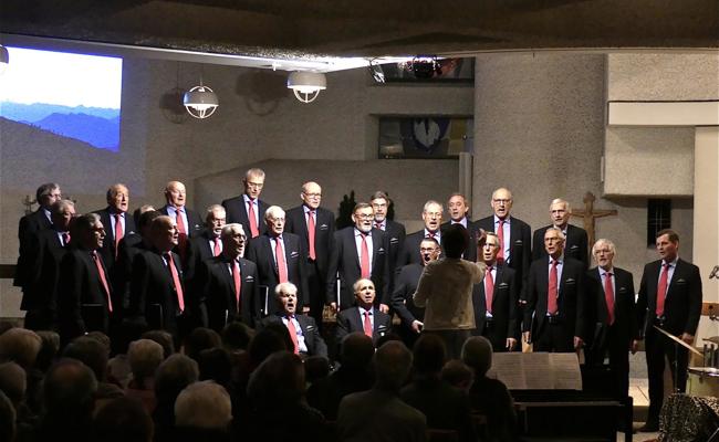 In neuer Uniform in den Advent