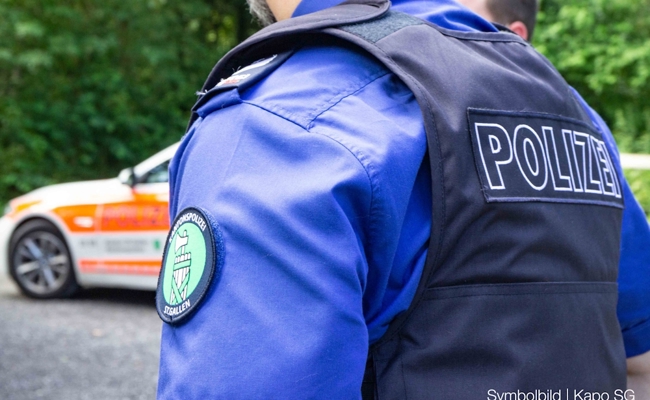 Autobesitzer hält mutmasslichen Dieb bis zum Eintreffen der Polizei fest
