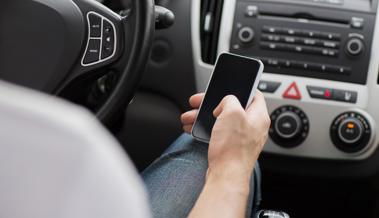 Betrunken SMS geschrieben - voll in die Baugrube