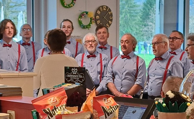 Palmsonntagsständchen im Alterszentrum Rheinauen