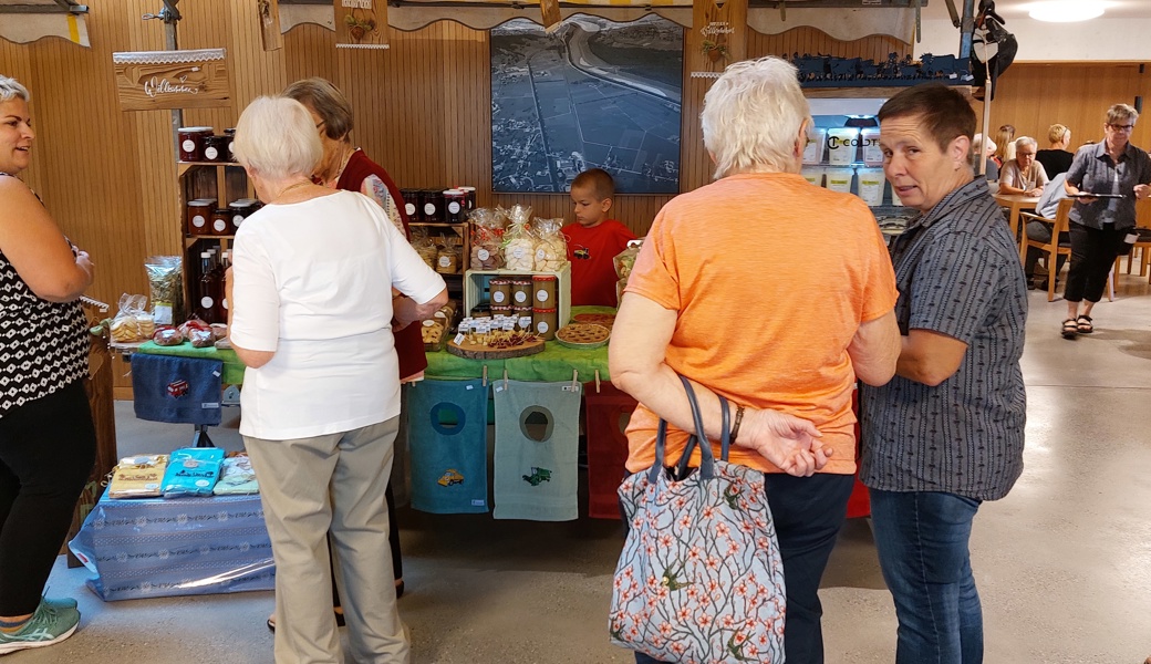 Marktstimmung und urchige Klänge sorgten für viel Freude 