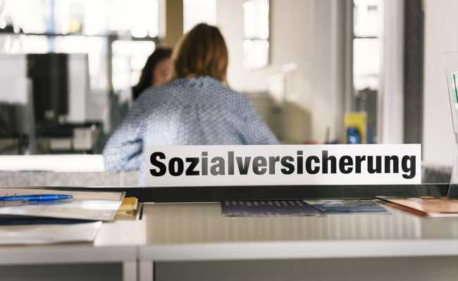 IV-Betrug: Verteidiger fordern Freisprüche und Genugtuung
