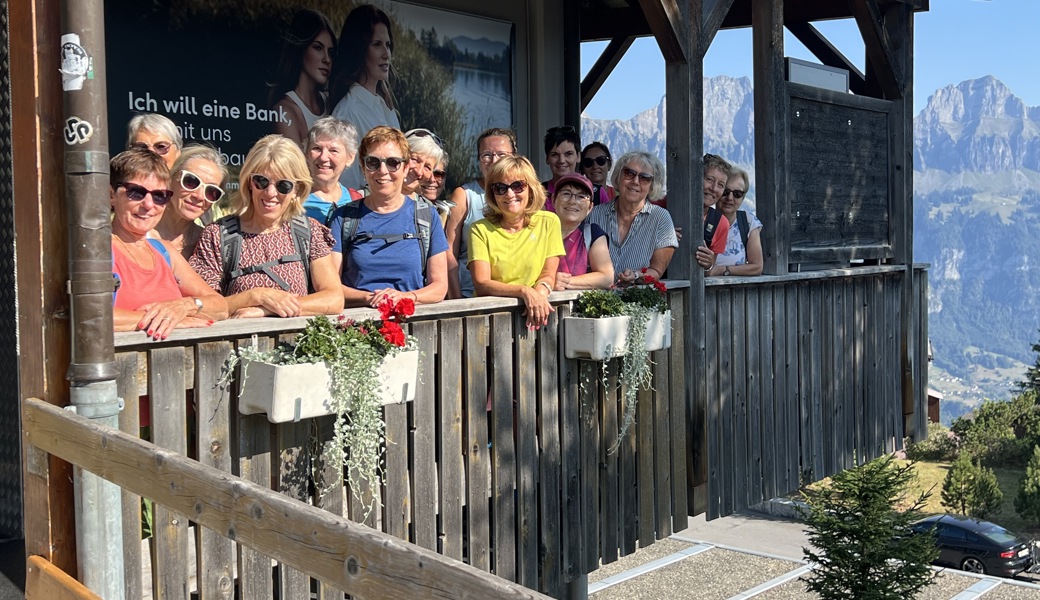 Gymnastikgruppe Rebstein hoch über dem Walensee