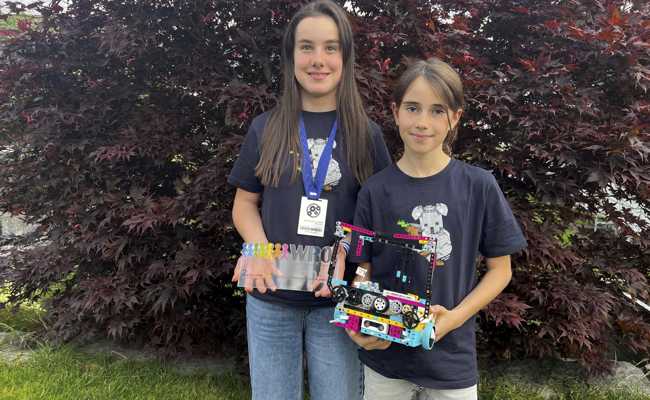 Auf nach Panama! Zwei Schülerinnen aus Diepoldsau reisen zur Robot Olympiad