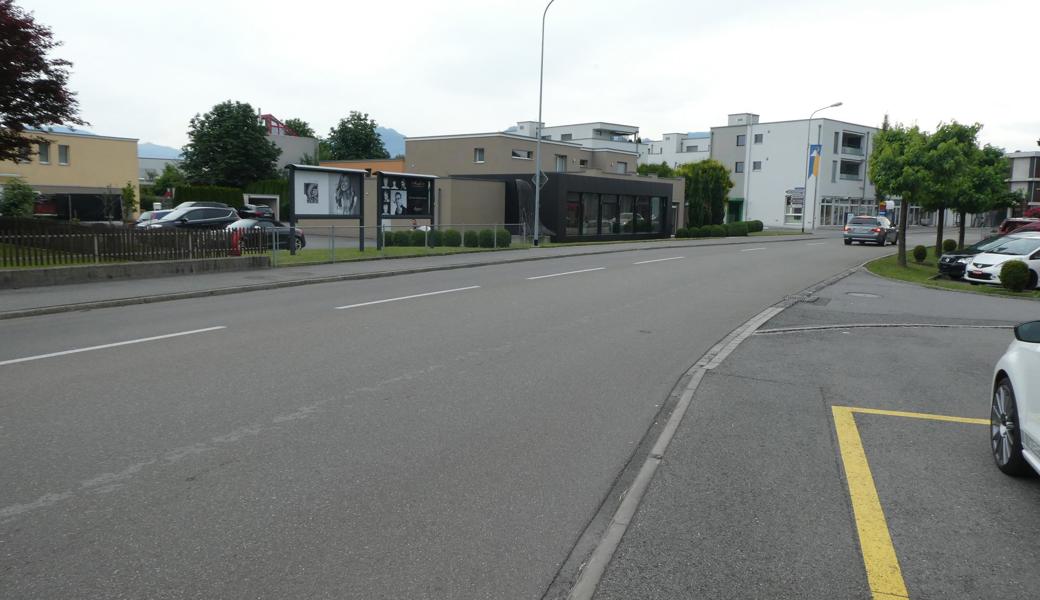 Auf der Höhe Liegenschaft Hauptstrasse 153 fand man den Toten. 