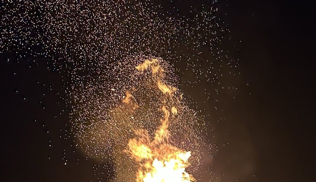 Wegen Funkenflugs in Vorarlberg musste am Samstagabend an zwei Orten die Feuerwehr ausrücken. Wegen Funkenflugs in Vorarlberg musste am Samstagabend an zwei Orten die Feuerwehr ausrücken.