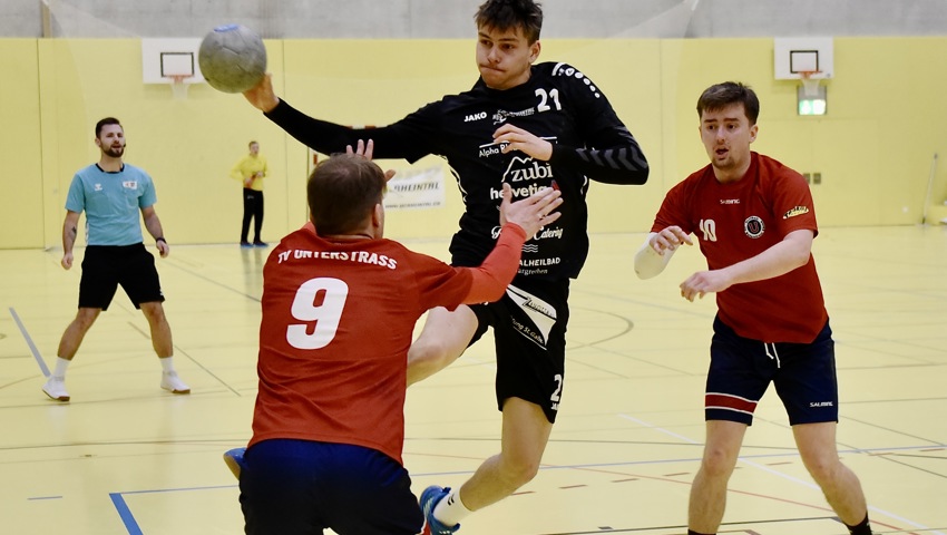 Die Rheintaler Handballer sind zwar abgestiegen, grüssen nun aber von der Ranglistenspitze.