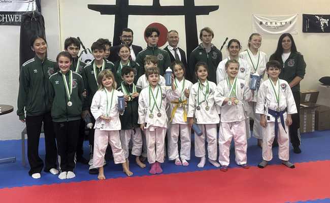 Erfolgreiche Altstätter Karatekas am Samichlaus- und Freundschafts-Turnier in Flawil