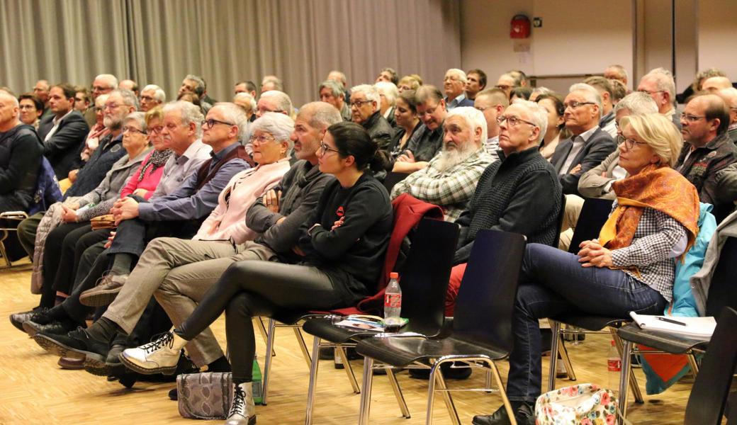 Zahlreiche Besucher erschienen zum Ständeratspodium im Widnauer «Metropol».