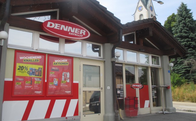 Einziger Discounter im Vorderland: Der Denner in Reute tritt die Flucht nach vorn an