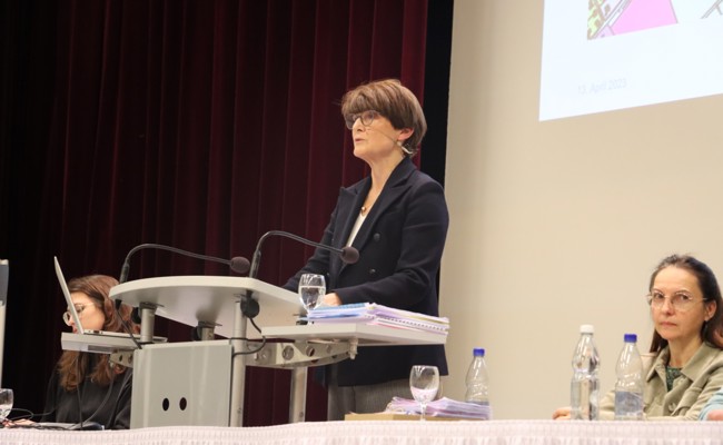 Bürgerversammlung: Kita-Motion scheitert, Planungskredit für neues Seniorenzentrum angenommen