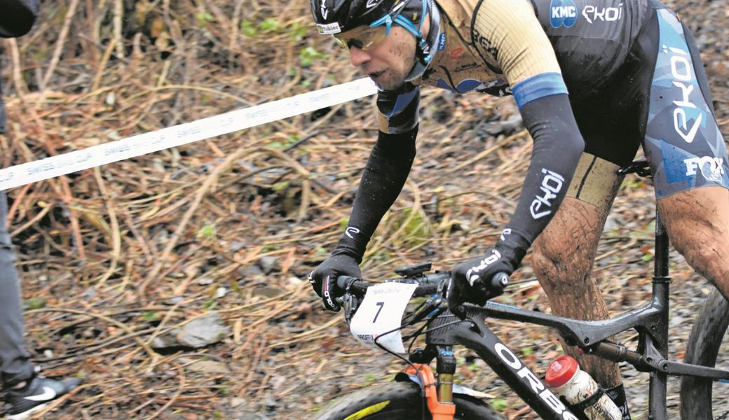 Thomas Litscher kam erst in der dritten Runde in Fahrt und gab sich mit dem achten Platz zufrieden – ein Rang vor Weltmeister Schurter.