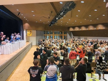 Stehende Ovationen für abtretenden Präsidenten des Turnvereins