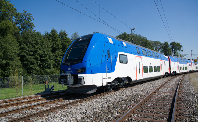 Stadler-Züge für schwedische Schienen: 13 zusätzliche Doppelstockzüge in Auftrag gegeben