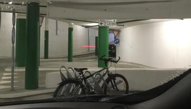 Mit dem Dreikönigskuchen in der Tiefgarage gefangen