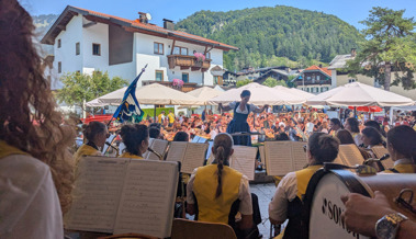 Der Musikverein musizierte im Tirol