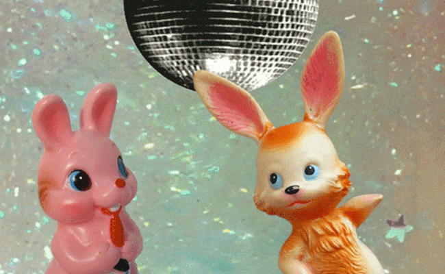 Osterhasen suchen, quizzen und Techno  - das läuft am Wochenende