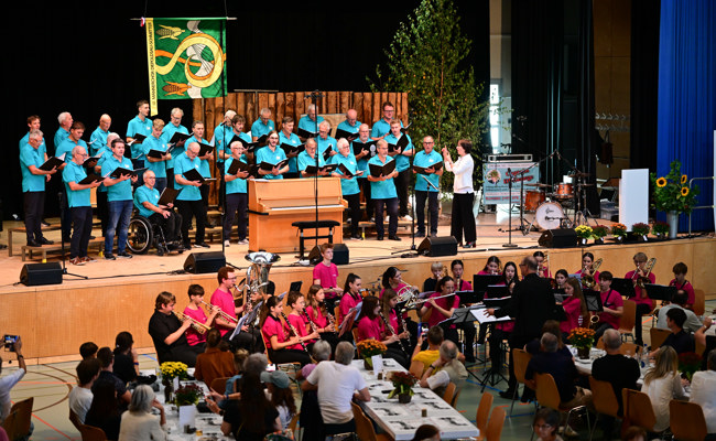150 Jahre Vereinsgeschichte: Ein ganzes Dorf feiert seinen Männerchor