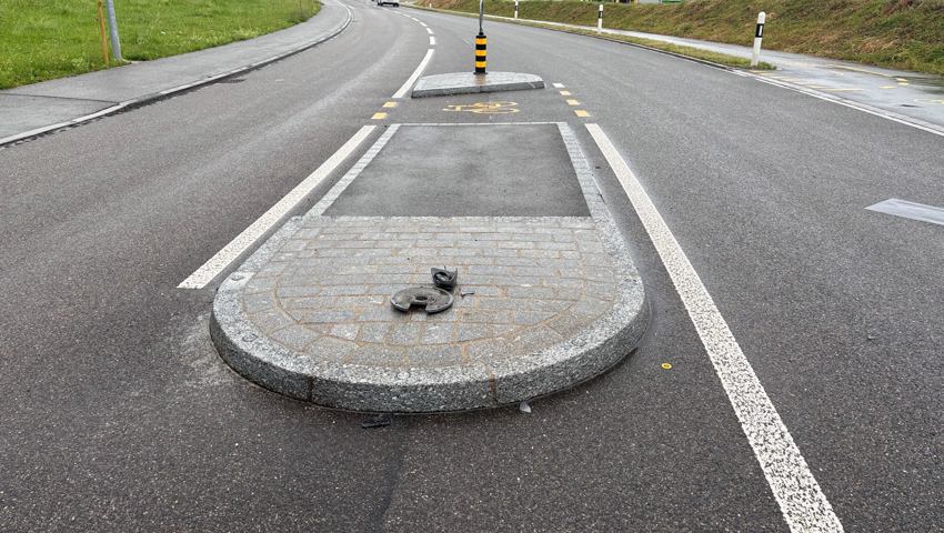 Der Mann nickte während der Fahrt ein.