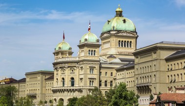 Live-Ticker zum Abstimmungssonntag: Nationale Vorlagen und lokale Wahlgänge