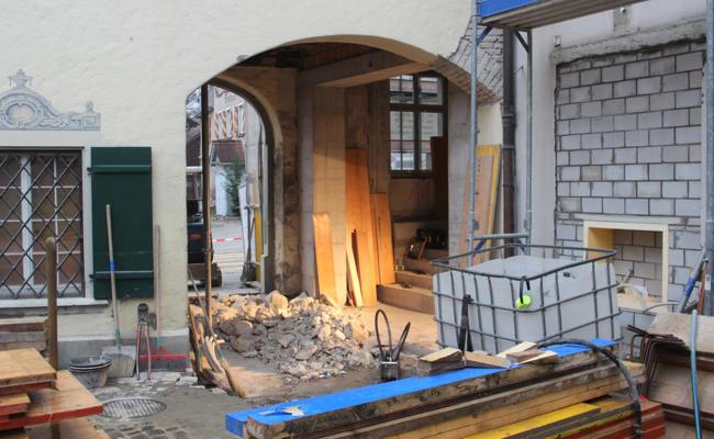 Aus dem Tor wird ein Bindeglied