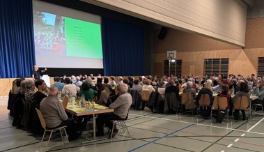 Der Bürgerabend fand zum ersten Mal in der Mehrzweckhalle «Kirchenfeld» statt