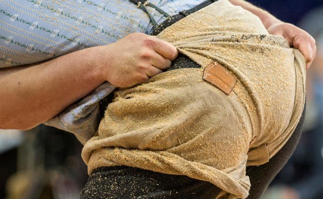 «Ab i d’ Hose»