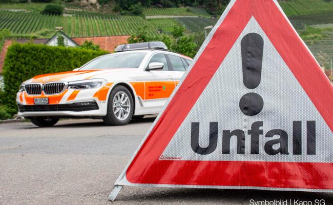 Fahrerflucht nach Unfall – Polizei sucht Zeugen