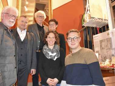 Der Friedensweg kann jetzt auch im Treppenhaus begangen werden