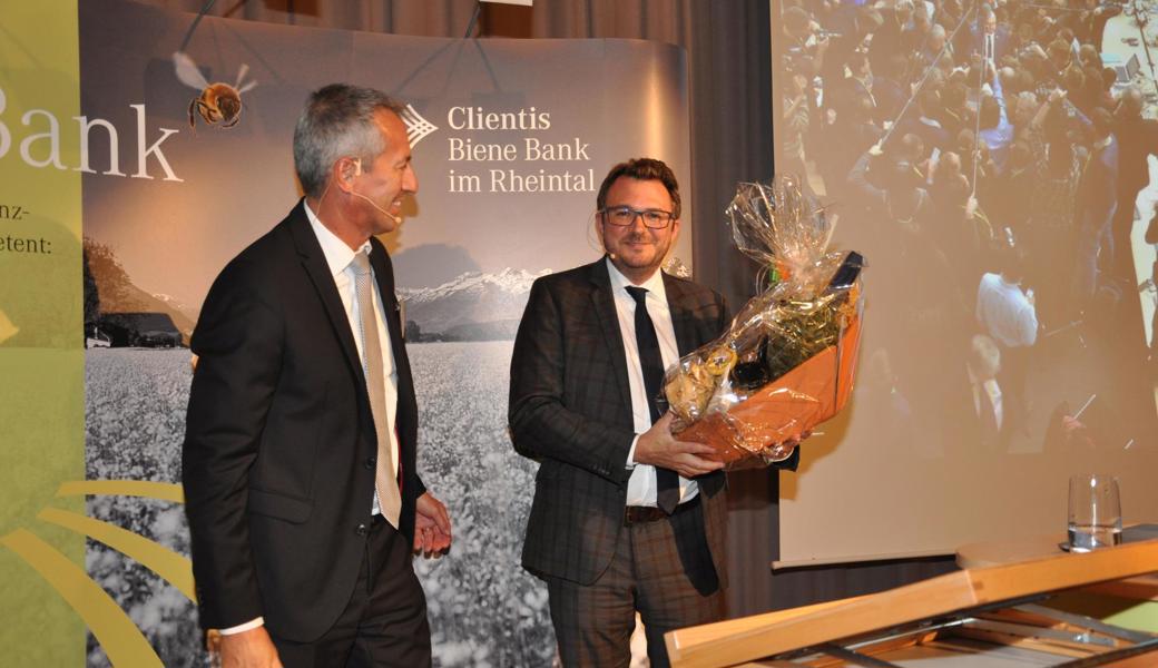René Bognar, Vorsitzender der Geschäftsleitung Biene Bank Rheintal (links), hatte mit SRF-Korrespondent Sebastian Ramspeck einen Referenten zu einem fast tagesaktuellen Thema verpflichtet. 