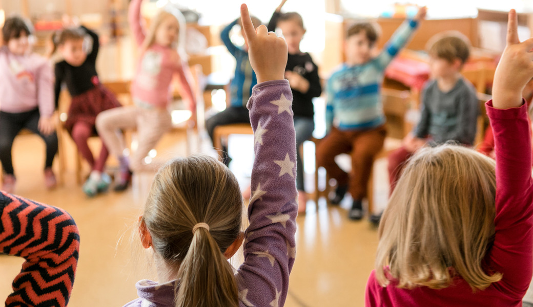 «Werde als Rabenmutter hingestellt»: Was die erste Morgenlektion im Kindergarten damit zu tun hat