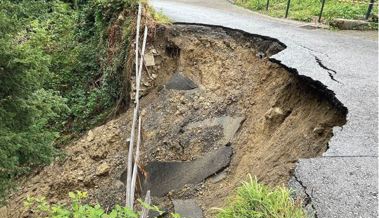 Die Husenstrasse wird nach dem Hangrutsch in drei Phasen bis Anfang 2024 saniert