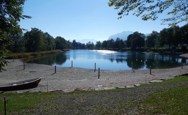 Der Baggersee wird kleiner und kleiner