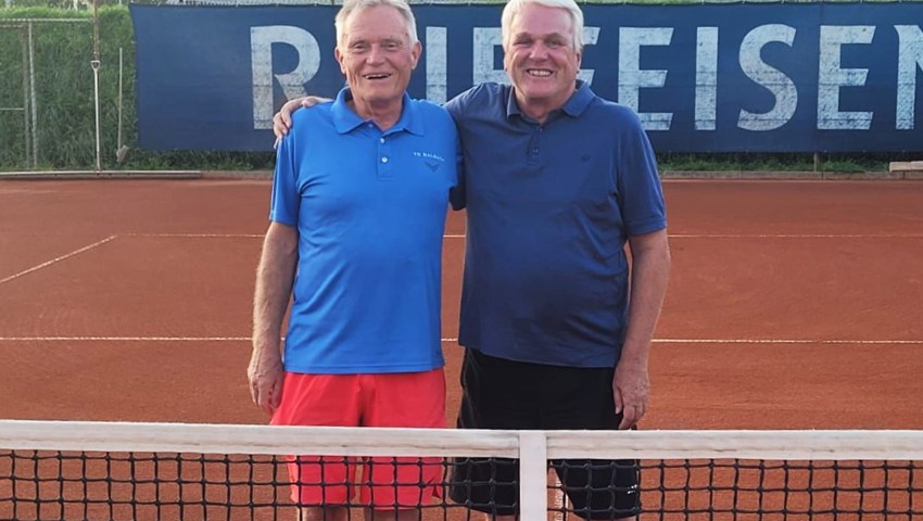 Peter Meier (rechts) sicherte sich im Duell mit Kurt Köppel den Clubmeistertitel 60+. Peter Meier (rechts) sicherte sich im Duell mit Kurt Köppel den Clubmeistertitel 60+.