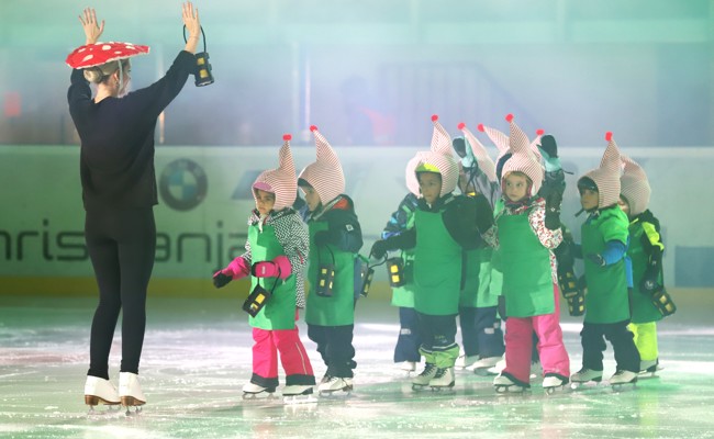 Eislaufverein Mittelrheintal unternimmt «Eine Reise durch die Zeit»