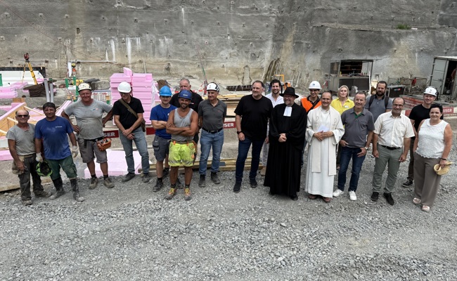Baustellensegnung für das neue Alterszentrum