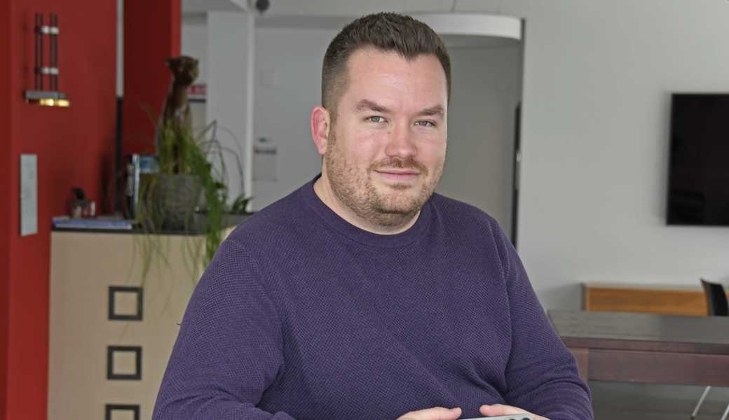 Philip Aerni möchte die Menschen in Rebstein-Marbach ermuntern, hinter den Vorhang der Kirche zu schauen. 