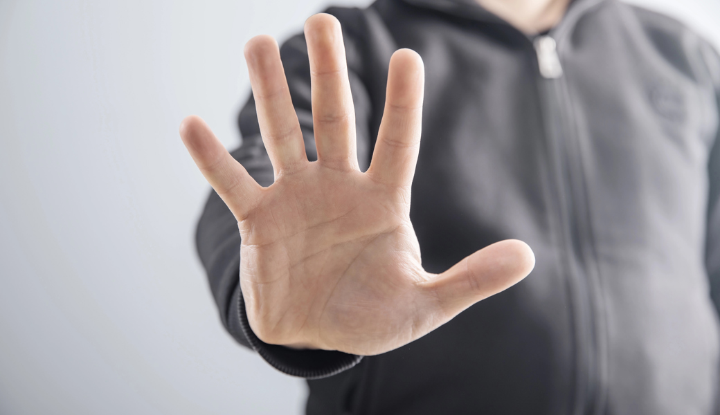 Stopp sagen gegen Gewalt und Machtmissbrauch